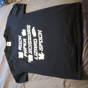 NWOT Rock paper scissors lizard Spock 🖖 Tshirt